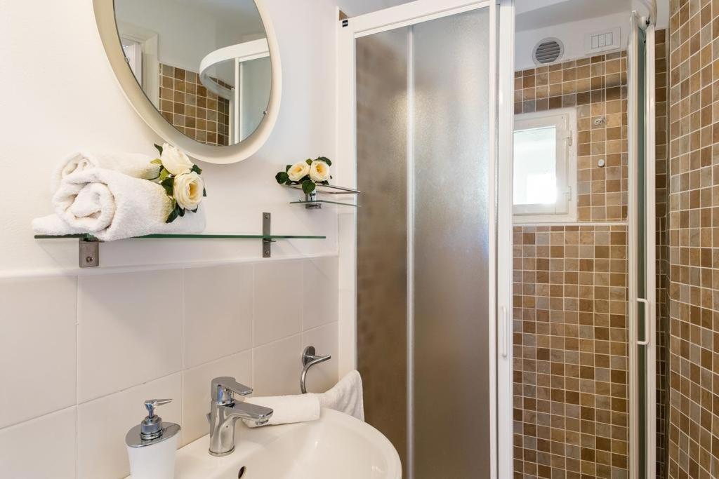 Lyon Apartment Anfiteatro Square, Lukka Zewnętrze zdjęcie
